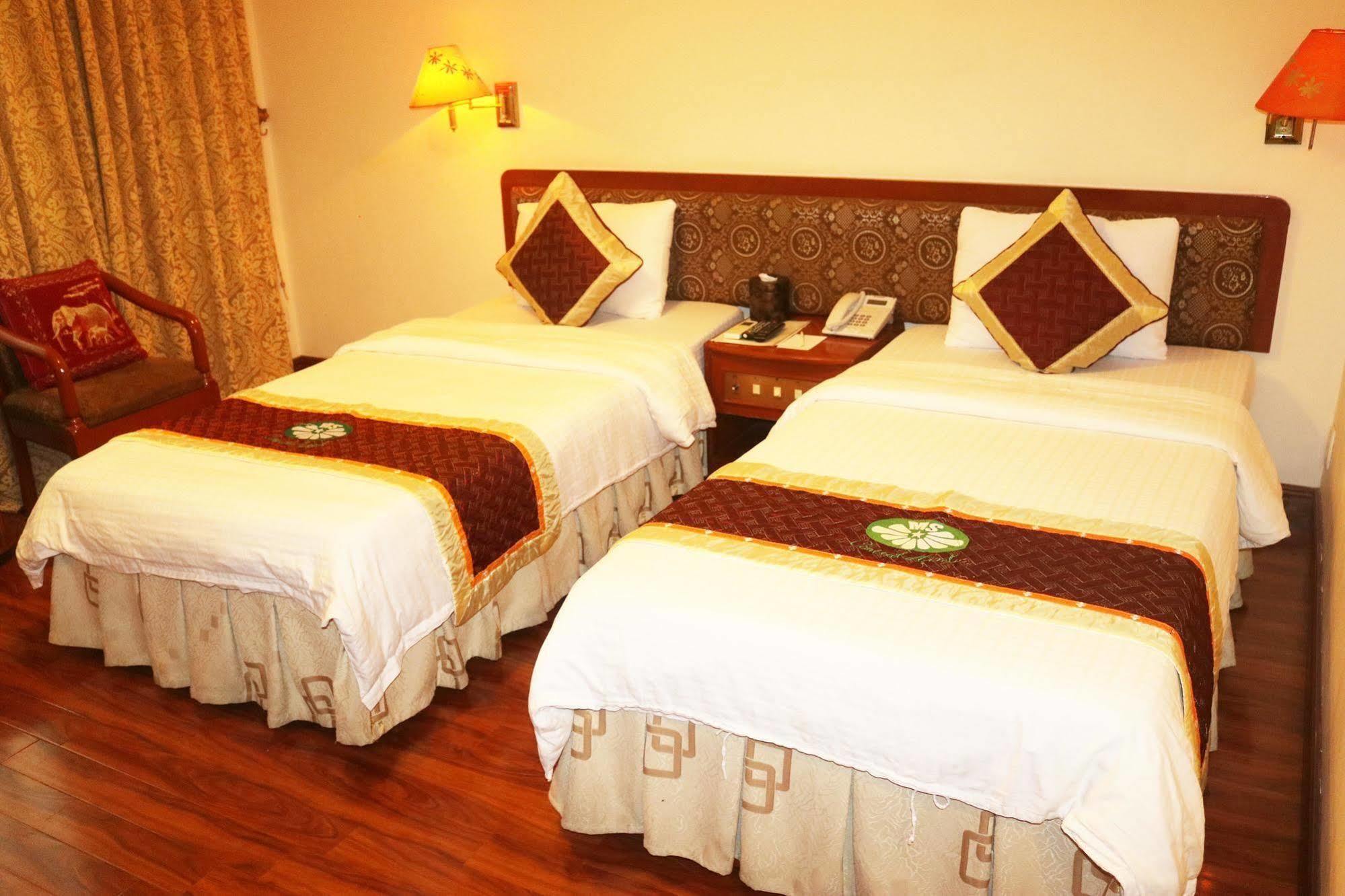 Central Hotel Quảng Ngãi Extérieur photo