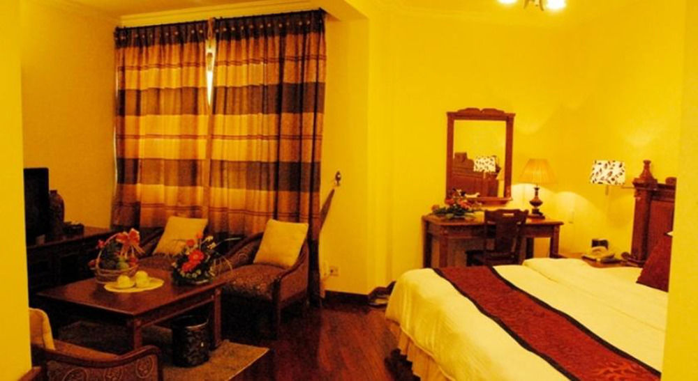 Central Hotel Quảng Ngãi Extérieur photo